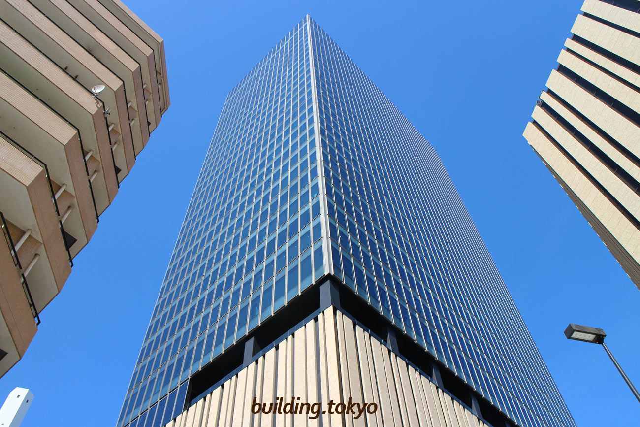 Hareza Tower【ハレザタワー】は、8階から32階がオフィス、7階にオフィスロビーがあり、TOHOシネマズ池袋やレストランなどが入居しています。